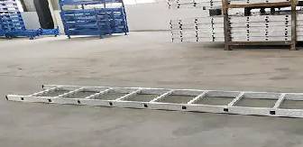 What height should the engineer design the aluminum scaffolding?